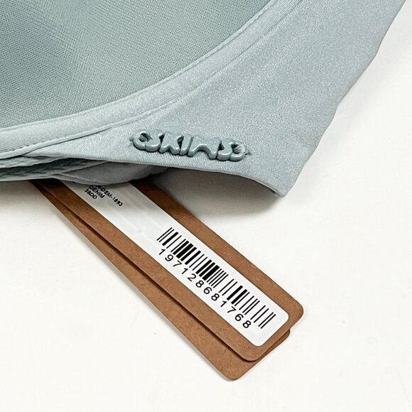 NWT - SKIMS Weightless Demi Bra - Picture 7 of 8